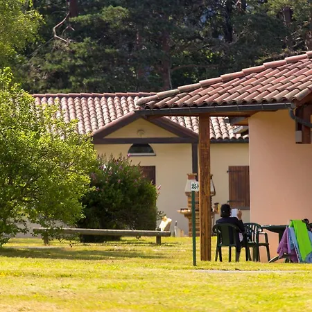 Parque de vacaciones Azureva Club 3*